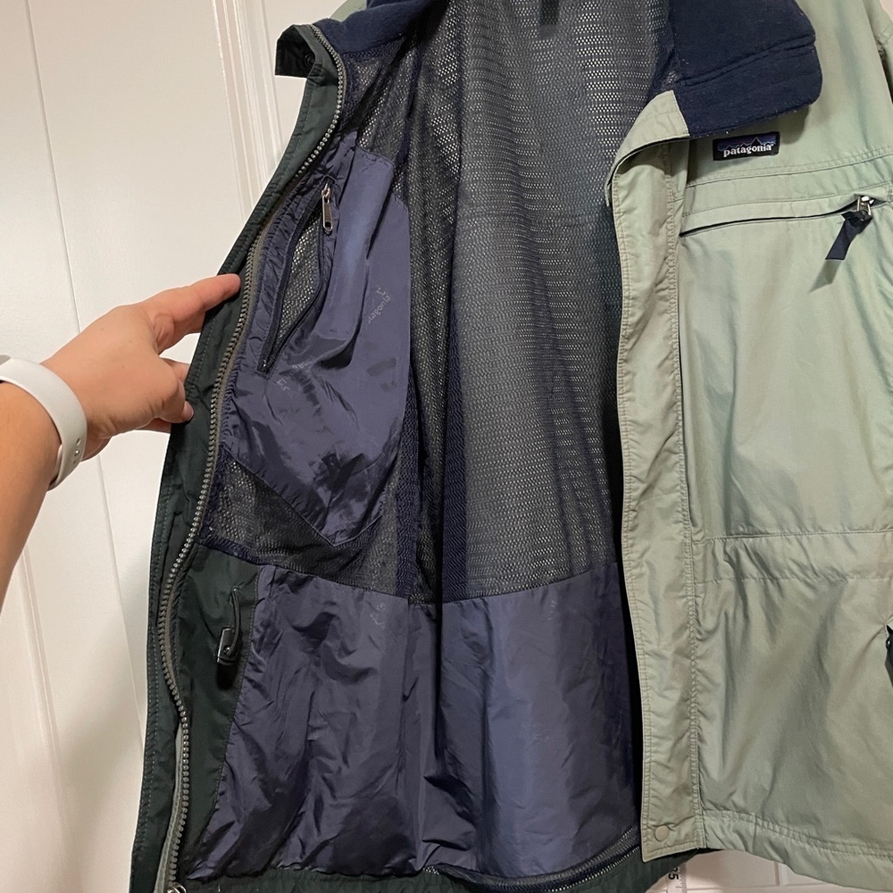 Patagonia Men's Green Jacket - Picture 4 of 12